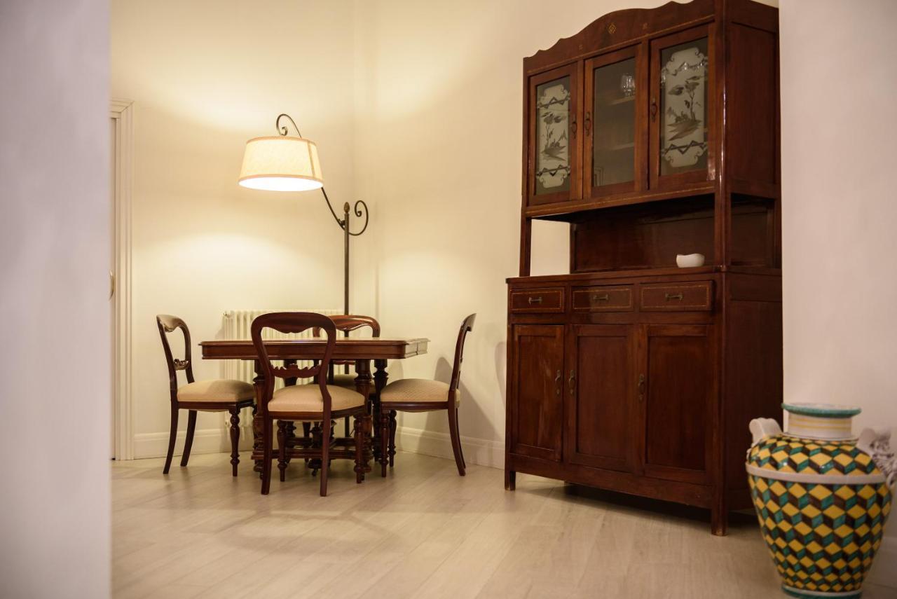 Palazzo Dello Spagnolo Suite Napoli Dış mekan fotoğraf