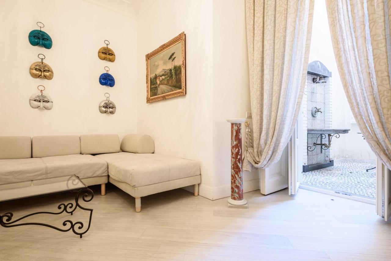 Palazzo Dello Spagnolo Suite Napoli Dış mekan fotoğraf