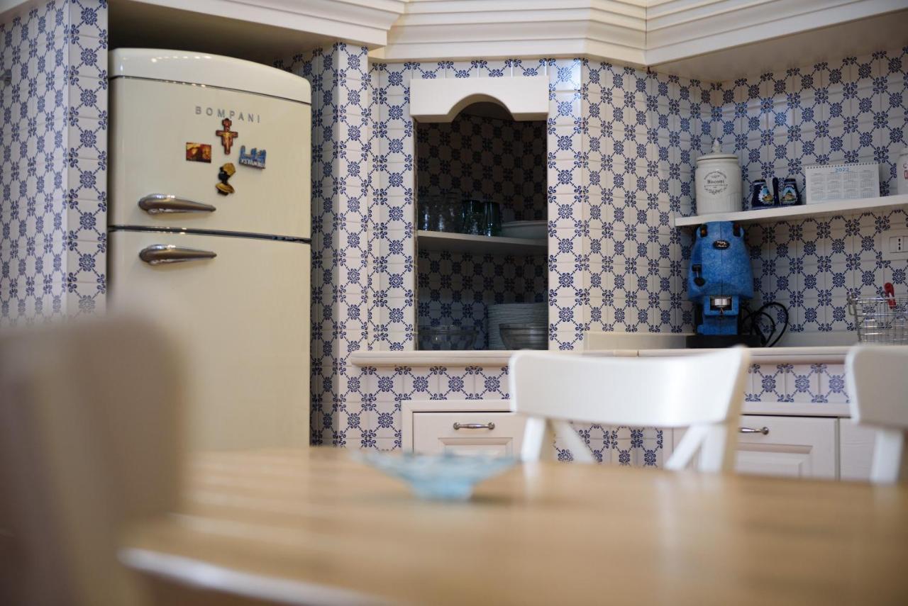 Palazzo Dello Spagnolo Suite Napoli Dış mekan fotoğraf